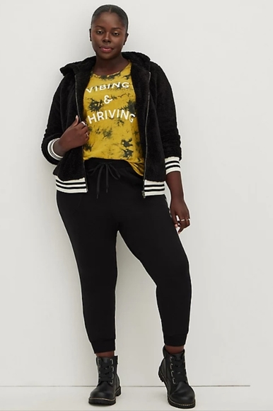 🖤Torrid Faux Fur Bomber Jacket - Picture 4 of 6